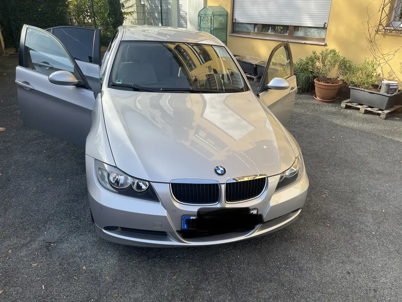 BMW 320 320i Aut.