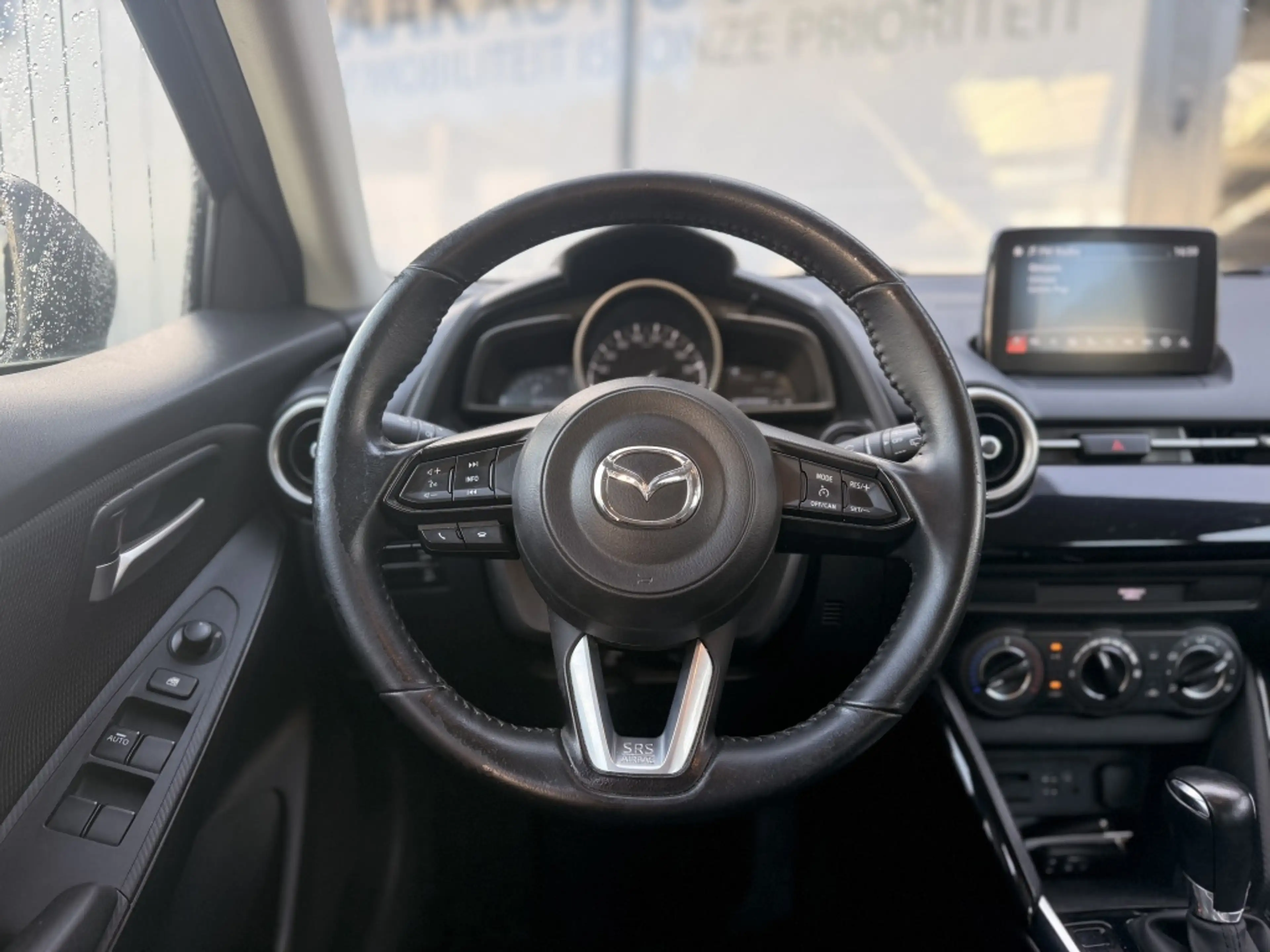 Mazda 2 1.5 Skyact-G Comfort | Automaat | Carplay — photo 8