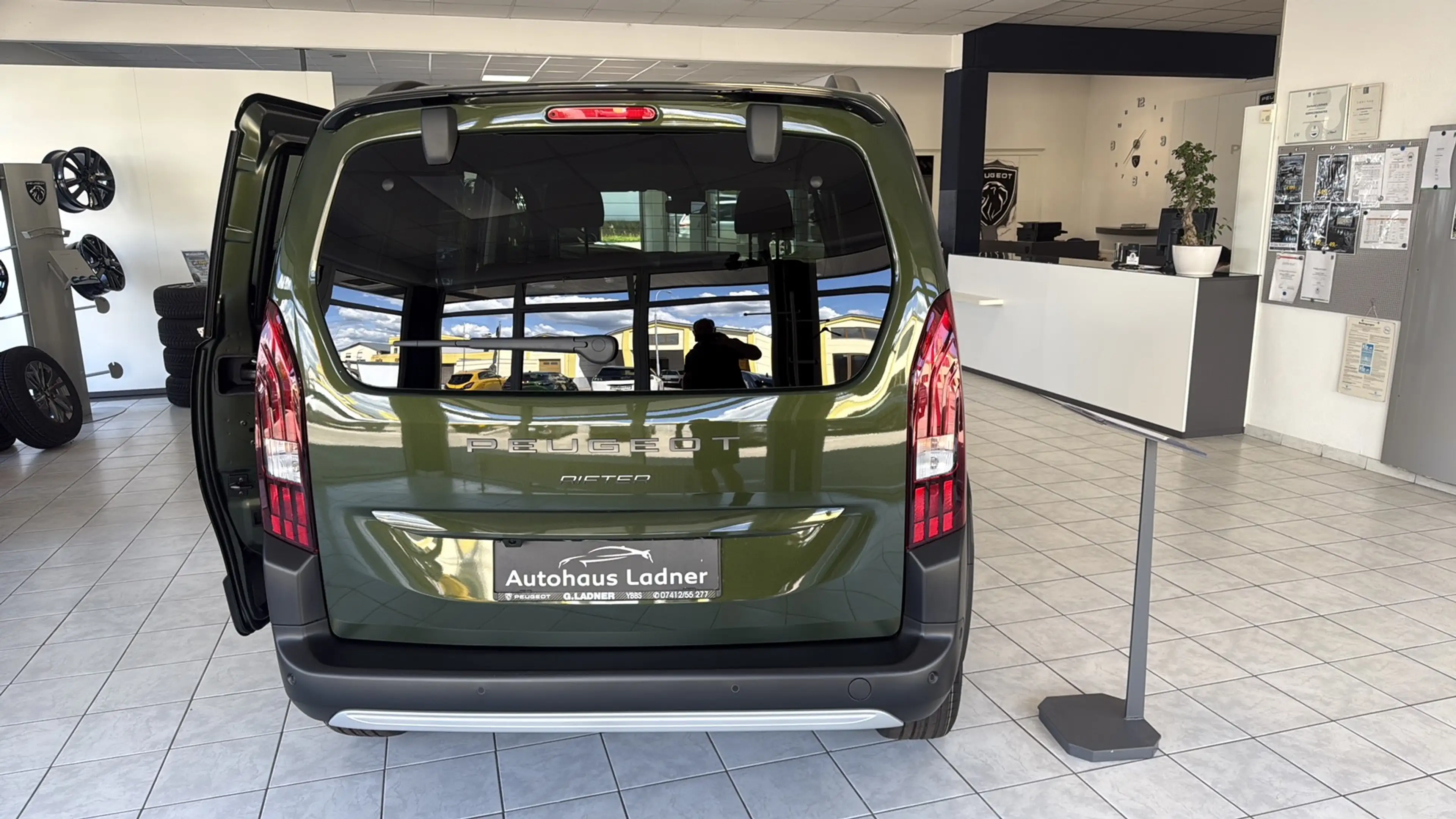 Peugeot Rifter GT Standard Diesel 130 GT EAT8 — photo 6