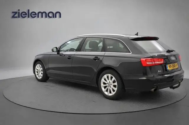 Audi A6 view 3