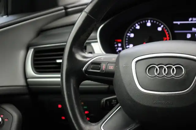 Audi A6 view 21