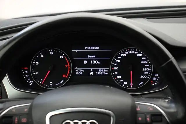 Audi A6 view 23
