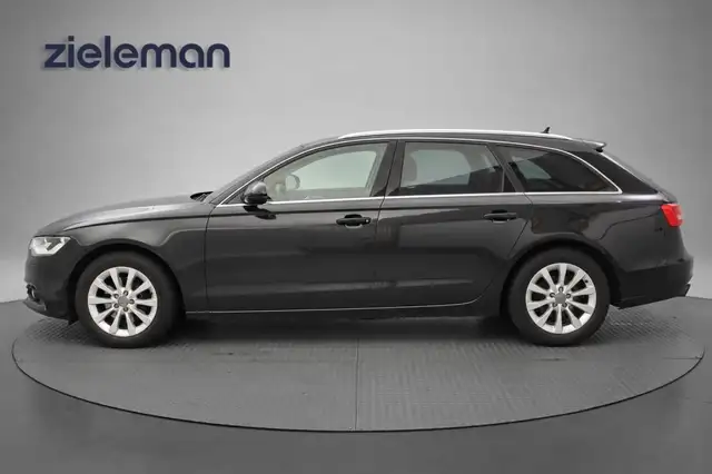 Audi A6 view 18