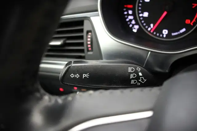 Audi A6 view 24