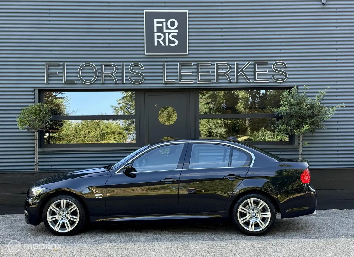 BMW 325 3-serie 325xi | M Sport | Zwart Sport Leer | Navi Noir - 2