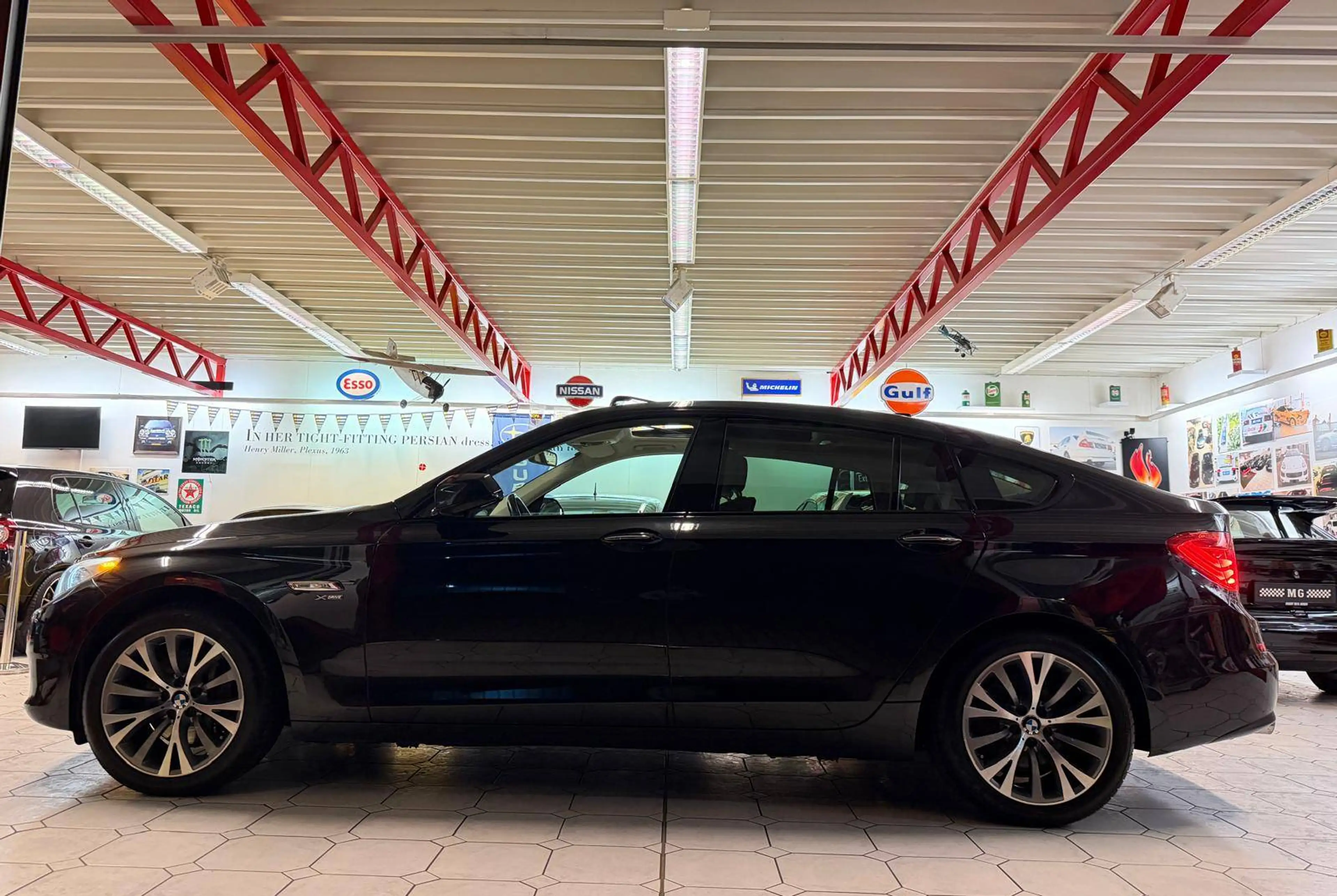 BMW 535 535 d xDrive Panoramadach — photo 5