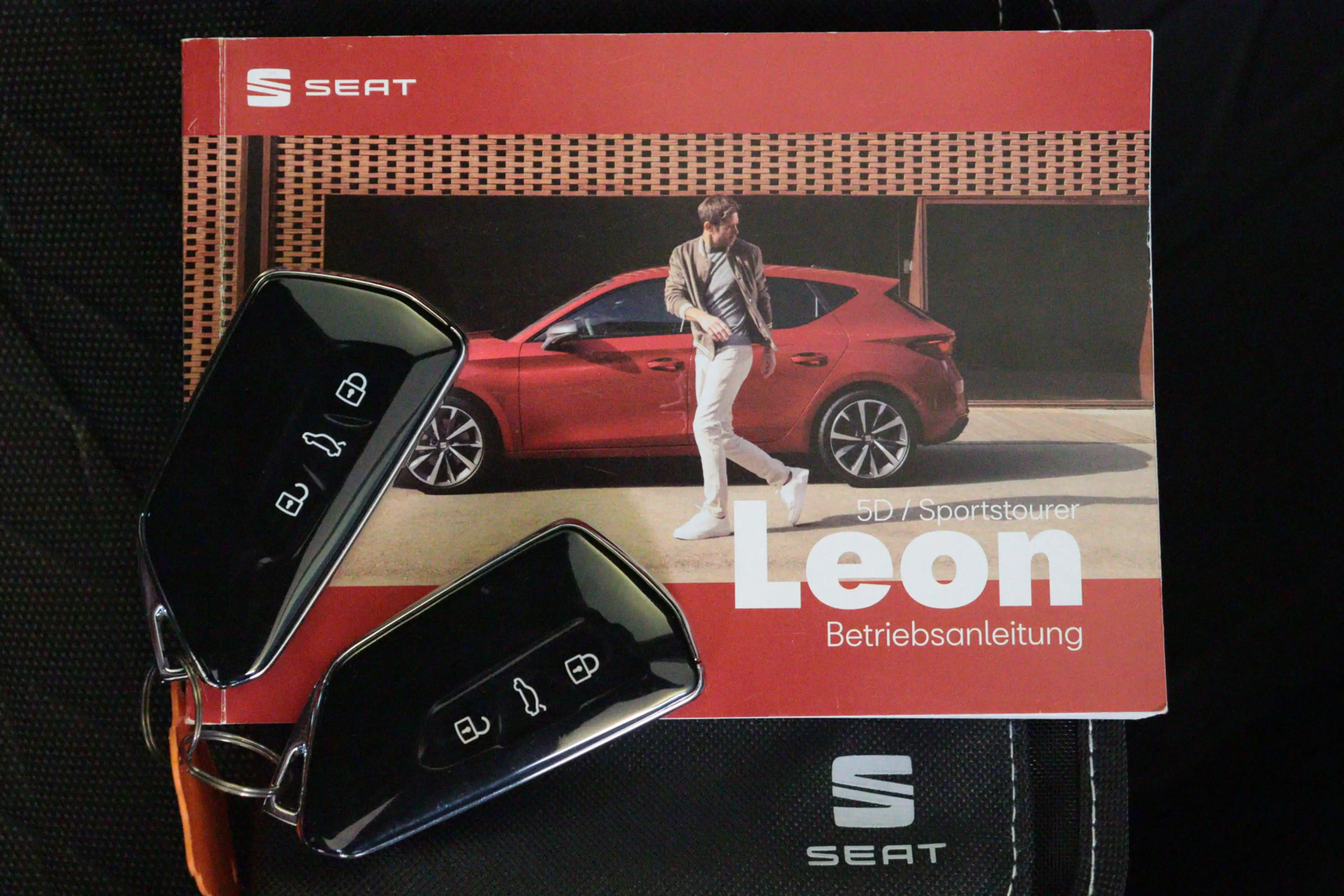 SEAT Leon e-Hybrid Sportstourer 1.4 TSI eHybrid PHEV FR | NAVI / APPC — photo 15