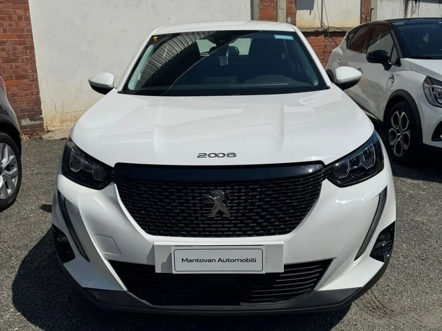 Peugeot 2008 II 2020 1.2 puretech Active Blanc - 2