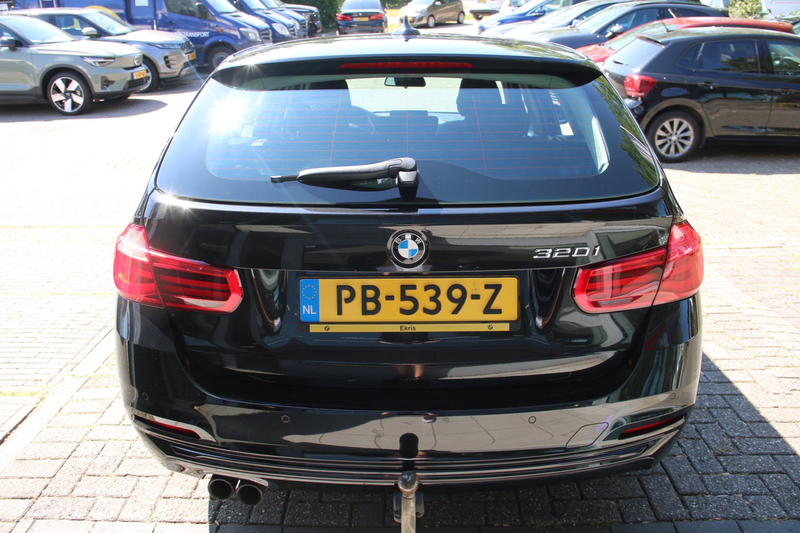 BMW 320 3-serie Touring 320i Corporate Lease High Executiv — photo 6