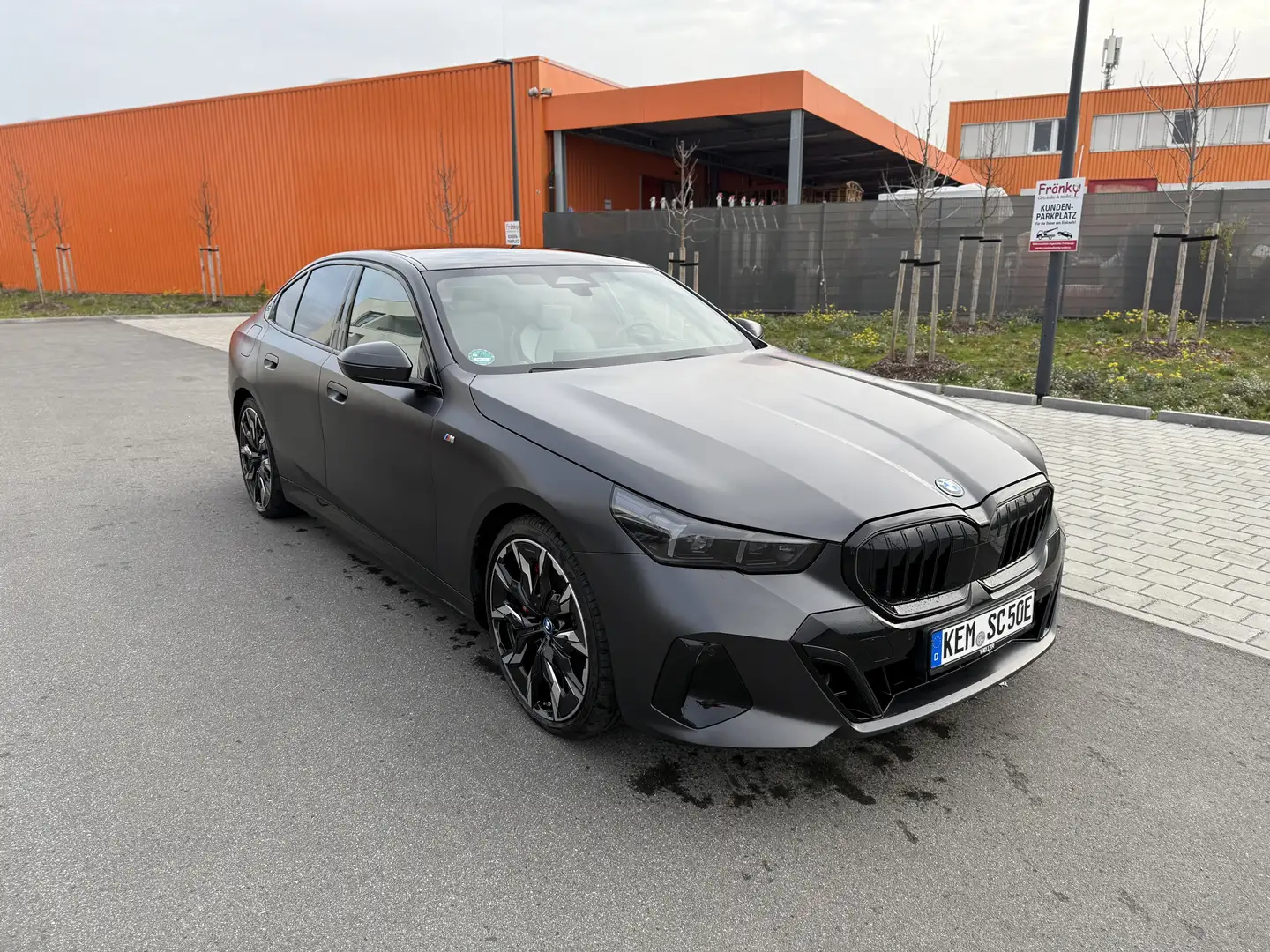 BMW 550 e xDrive M SportPro Individual Alcantara 102k Grau - 1