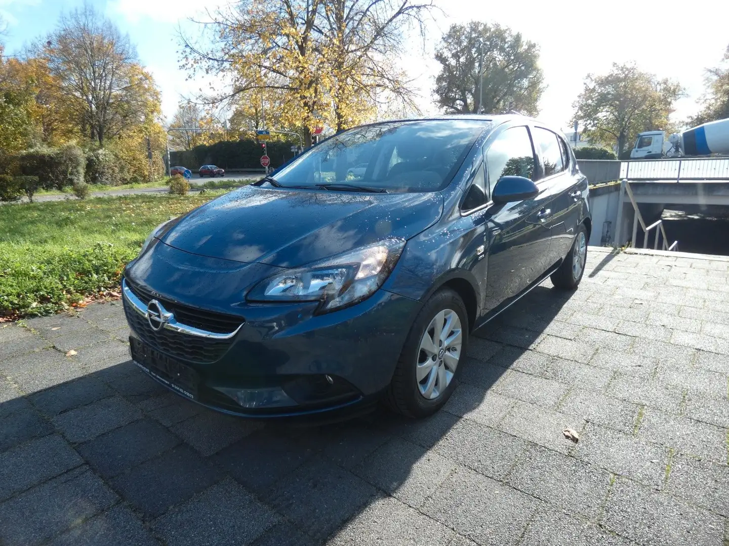 Opel Corsa E 1.4 Active ecoFlex Bleu - 2