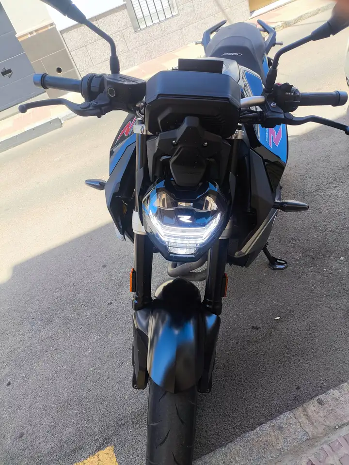 BMW F 900 R