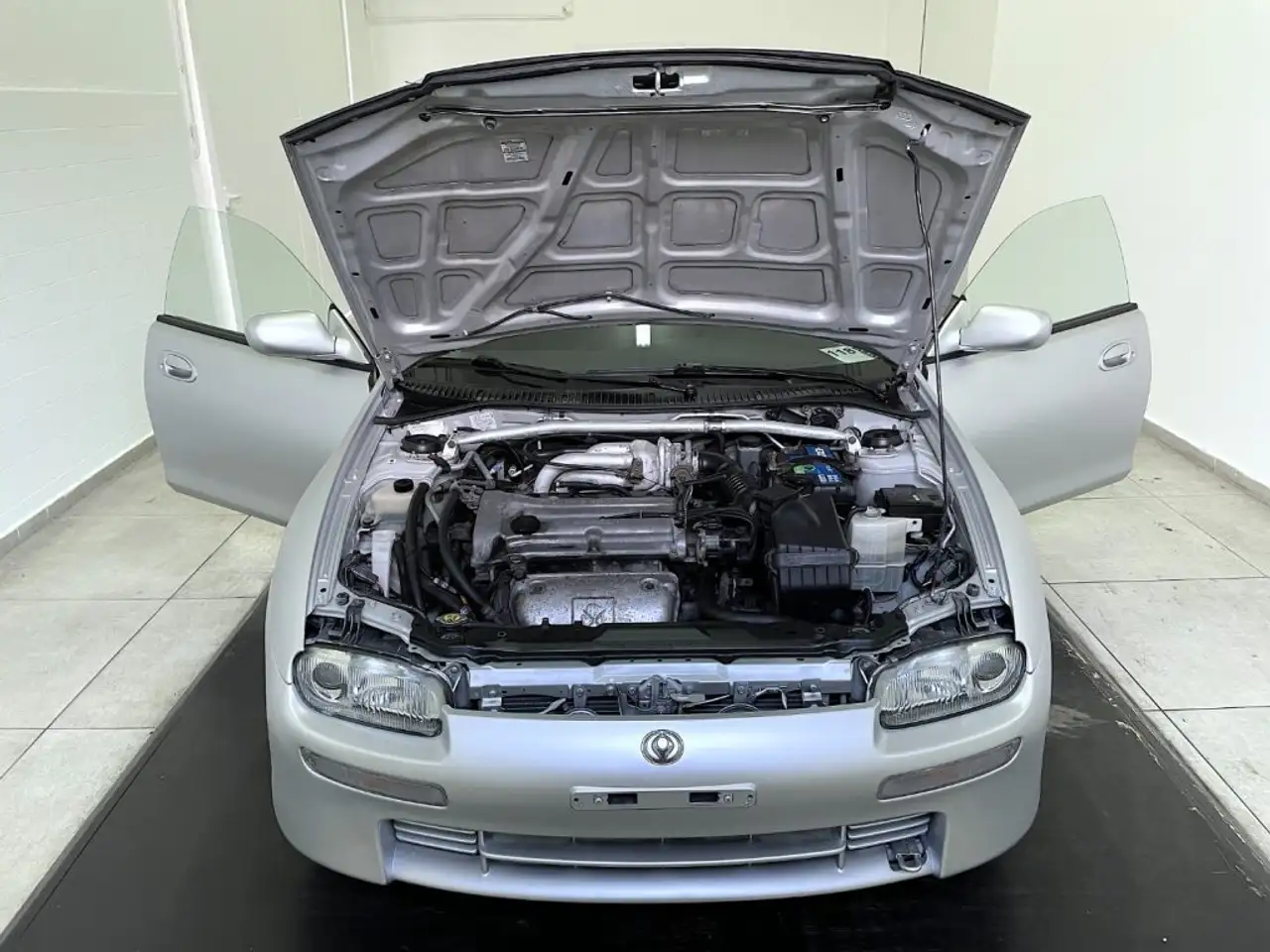 Mazda 323 F Lantis 1.5i 16V cat 5 porte GLX, foto 11