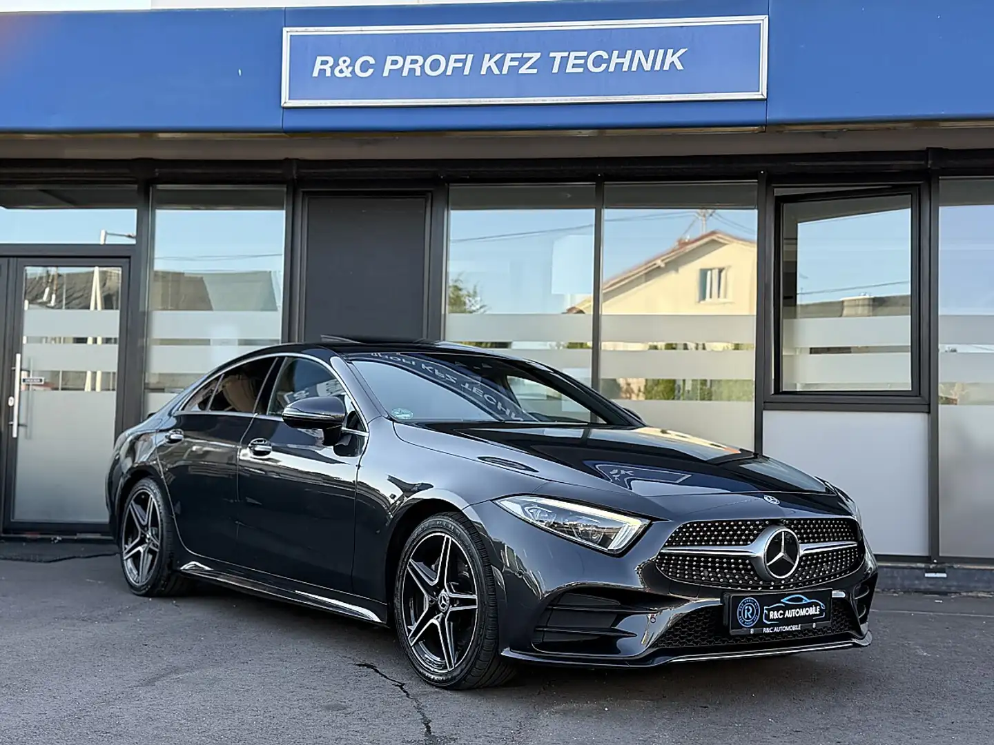 Mercedes-Benz CLS 400 d 4MATIC Aut/53AMG LOOK./SHD/BURMASTER/ACC/AUTO... Grau - 2