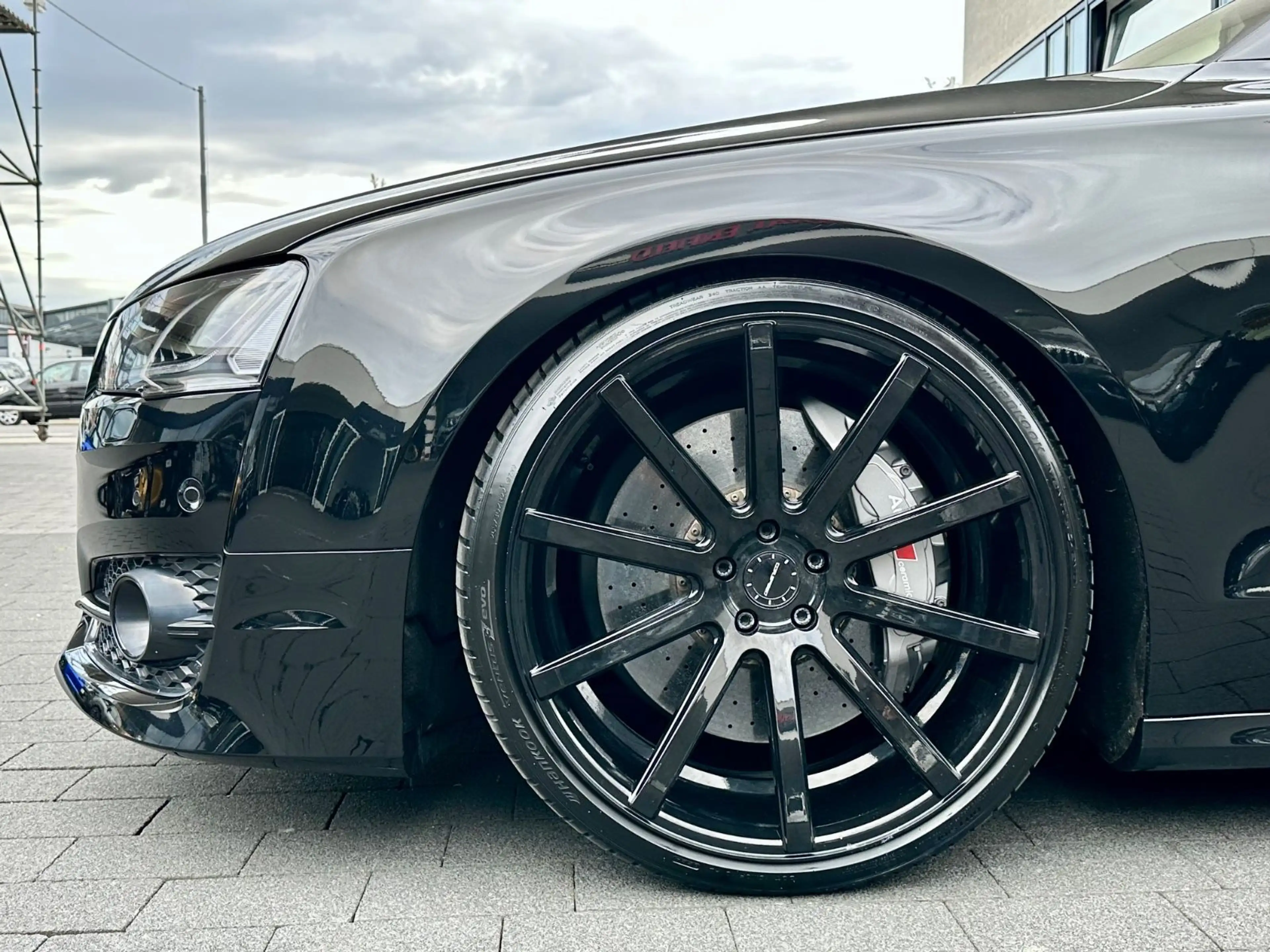 Audi S8 plus 4.0 V8 TFSI quattro | Schiebedach | 22" — photo 10