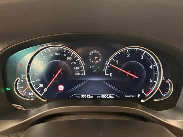 BMW X3 view 4