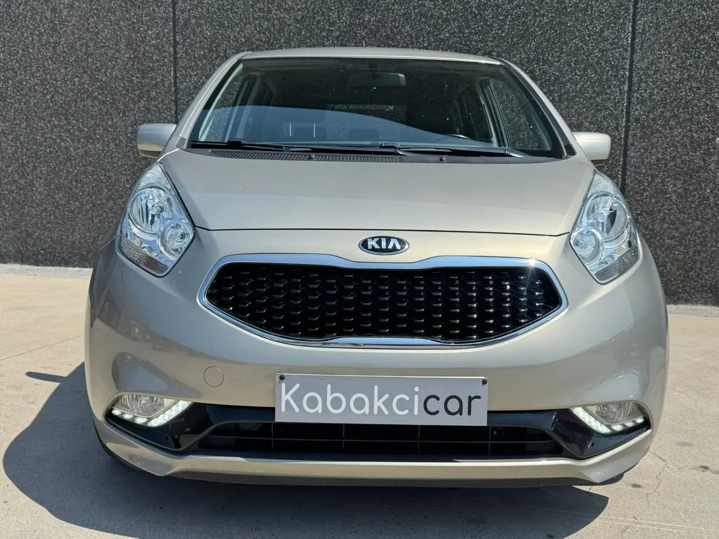 Kia Venga 1.4i Lounge// FULL CARNET//CAMERA/USB/GARANTIE 12M Grijs - 2