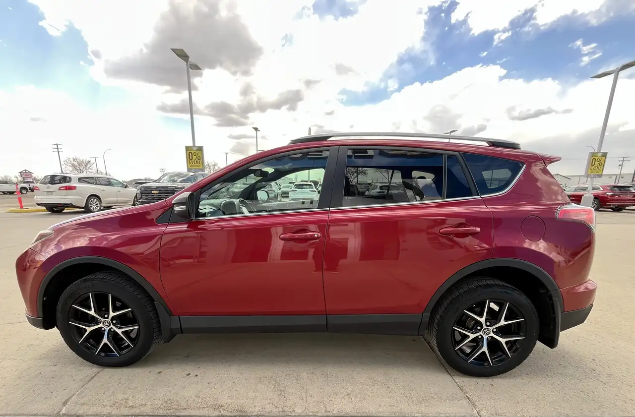 Toyota RAV 4 снимка Toyota RAV 4