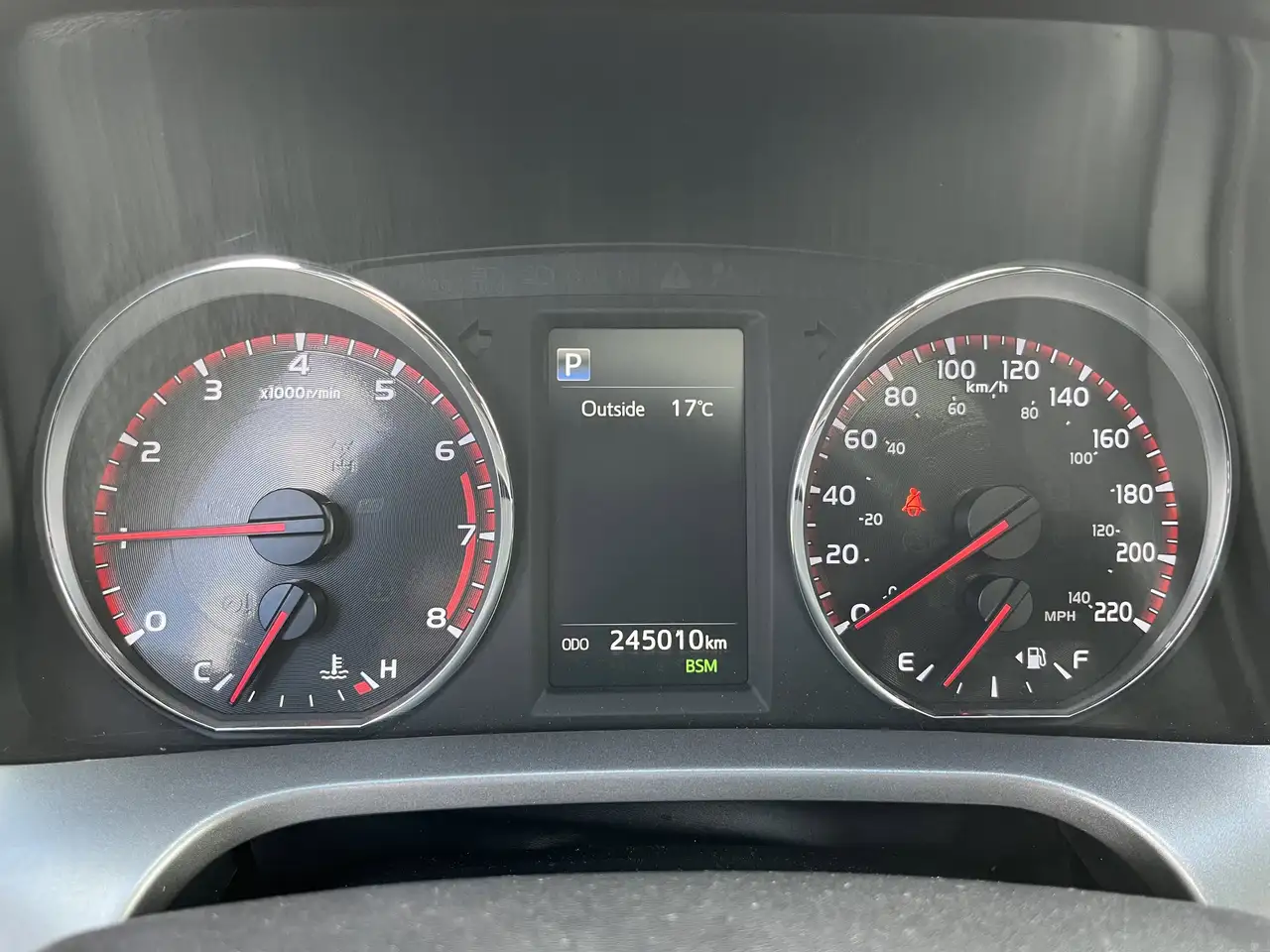 Toyota RAV 4 снимка Toyota RAV 4