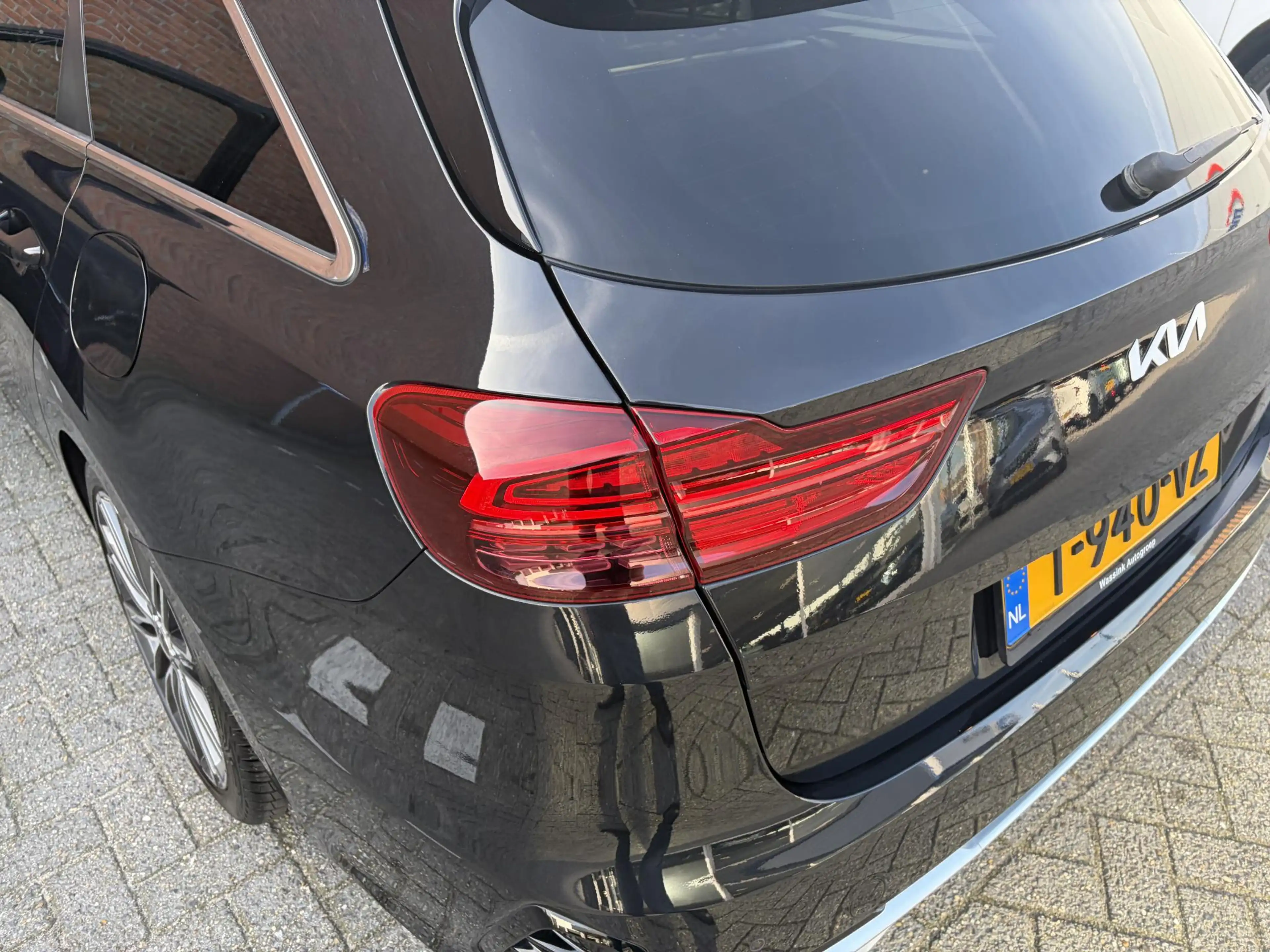 Kia Ceed SW / cee'd SW Sportswagon 1.5 T-GDi GT-PlusLine Automaat I Sport — photo 12