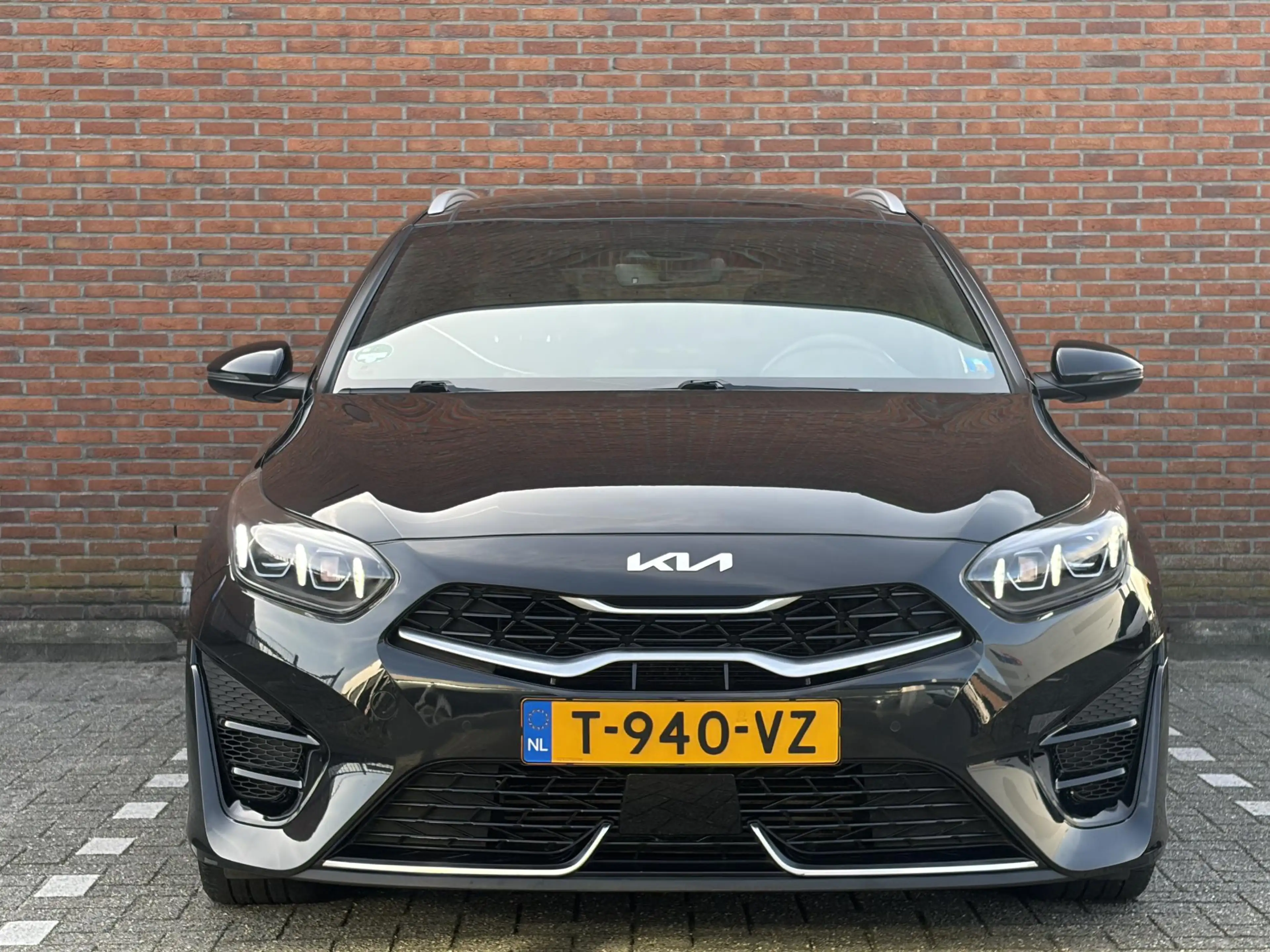 Kia Ceed SW / cee'd SW Sportswagon 1.5 T-GDi GT-PlusLine Automaat I Sport — photo 2