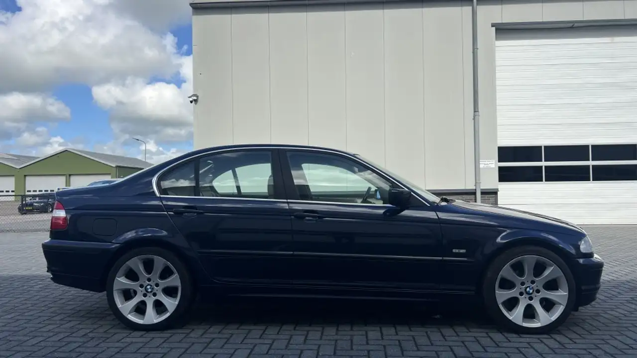 BMW 320 3-serie 320i Executive, foto 4