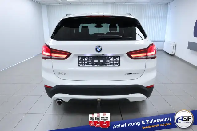 BMW X1 view 8