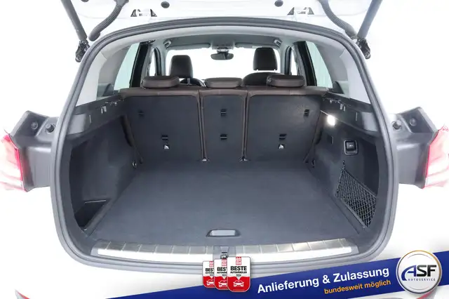 BMW X1 view 11