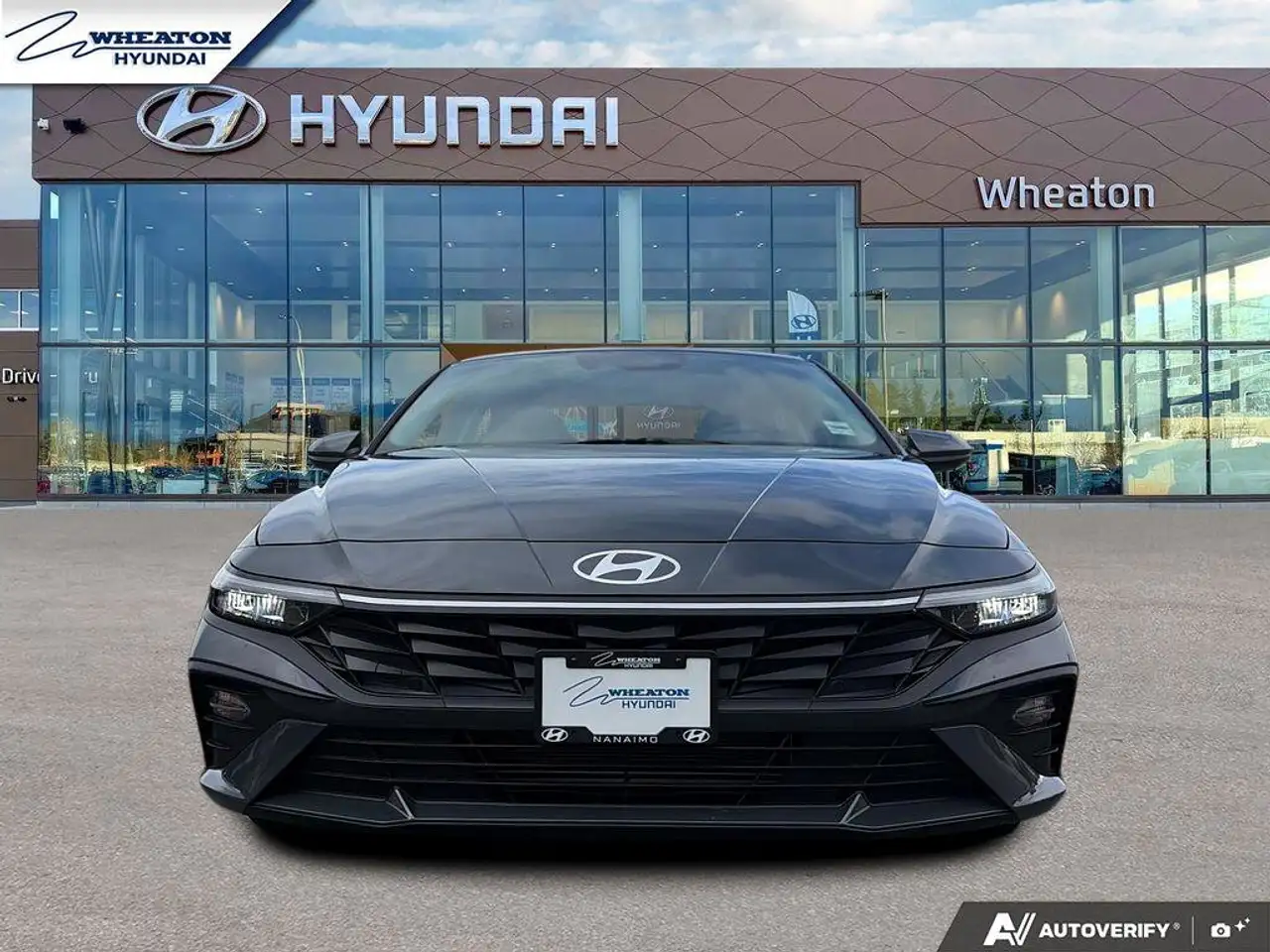 Hyundai ELANTRA снимка Hyundai ELANTRA