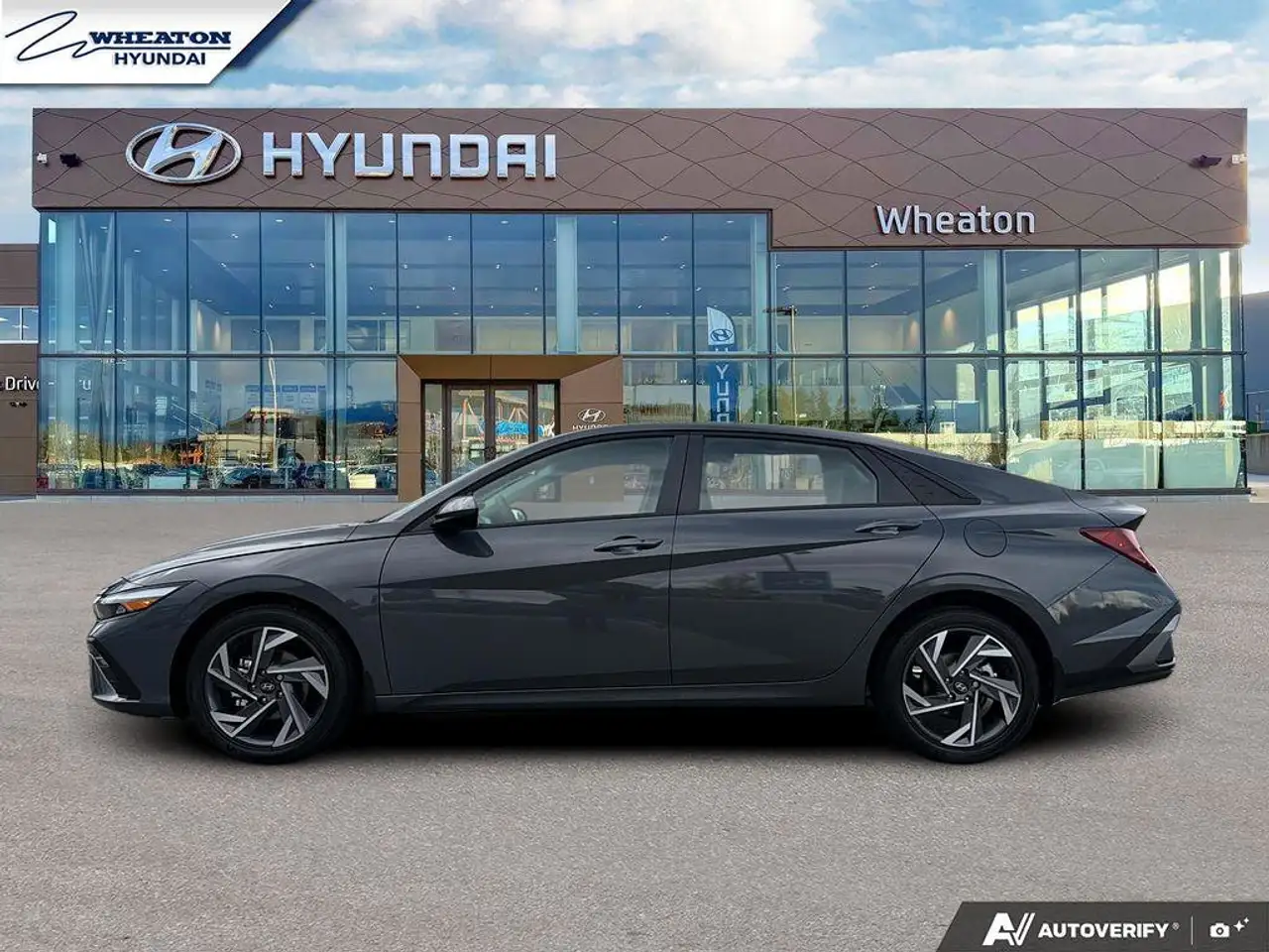 Hyundai ELANTRA снимка Hyundai ELANTRA