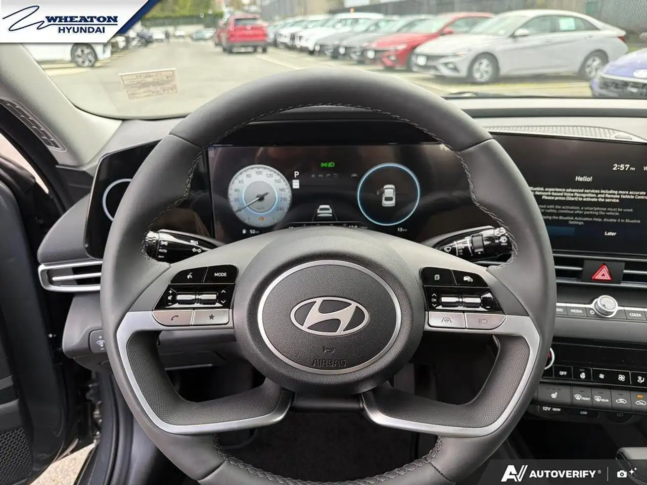 Hyundai ELANTRA снимка Hyundai ELANTRA