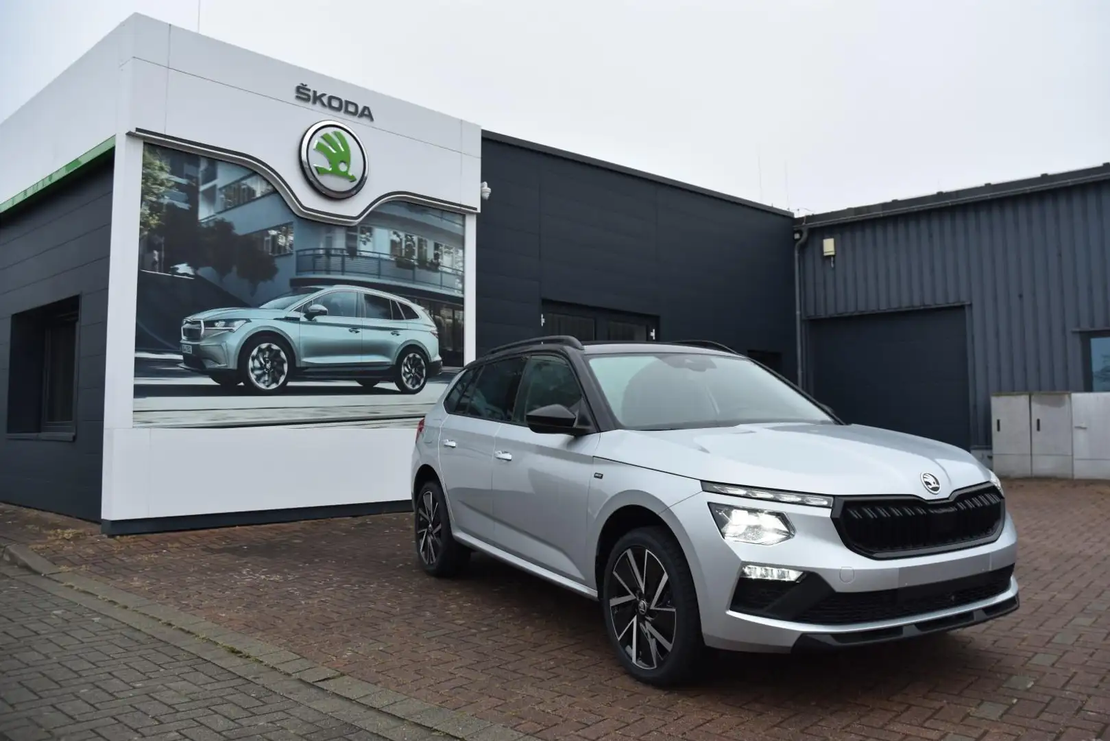 Skoda Kamiq 1.5 TSI*Matrix*Bhz.VS,FS,LR*ACC*Climatr. Silber - 2