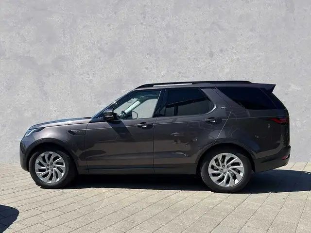 Land Rover Discovery view 6