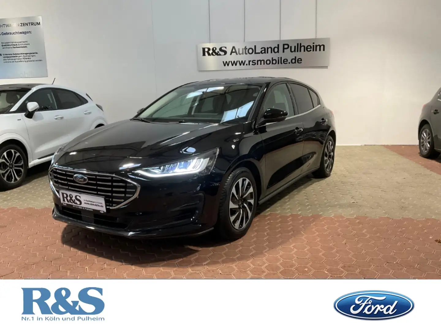 Ford Focus Titanium RÜCKF .PDC. NAVI. +4 Jahre Garantie Schwarz - 1