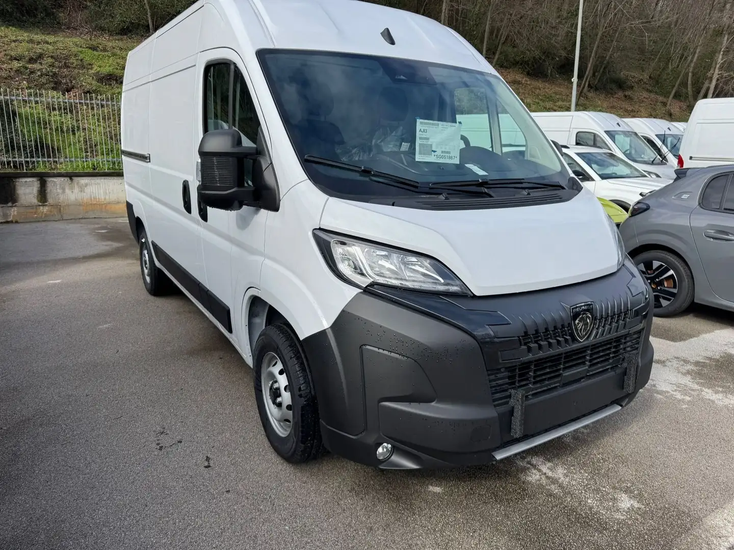 Peugeot Boxer furgone lastrato l2h2 35 2.2 diesel 140 cv Weiß - 2