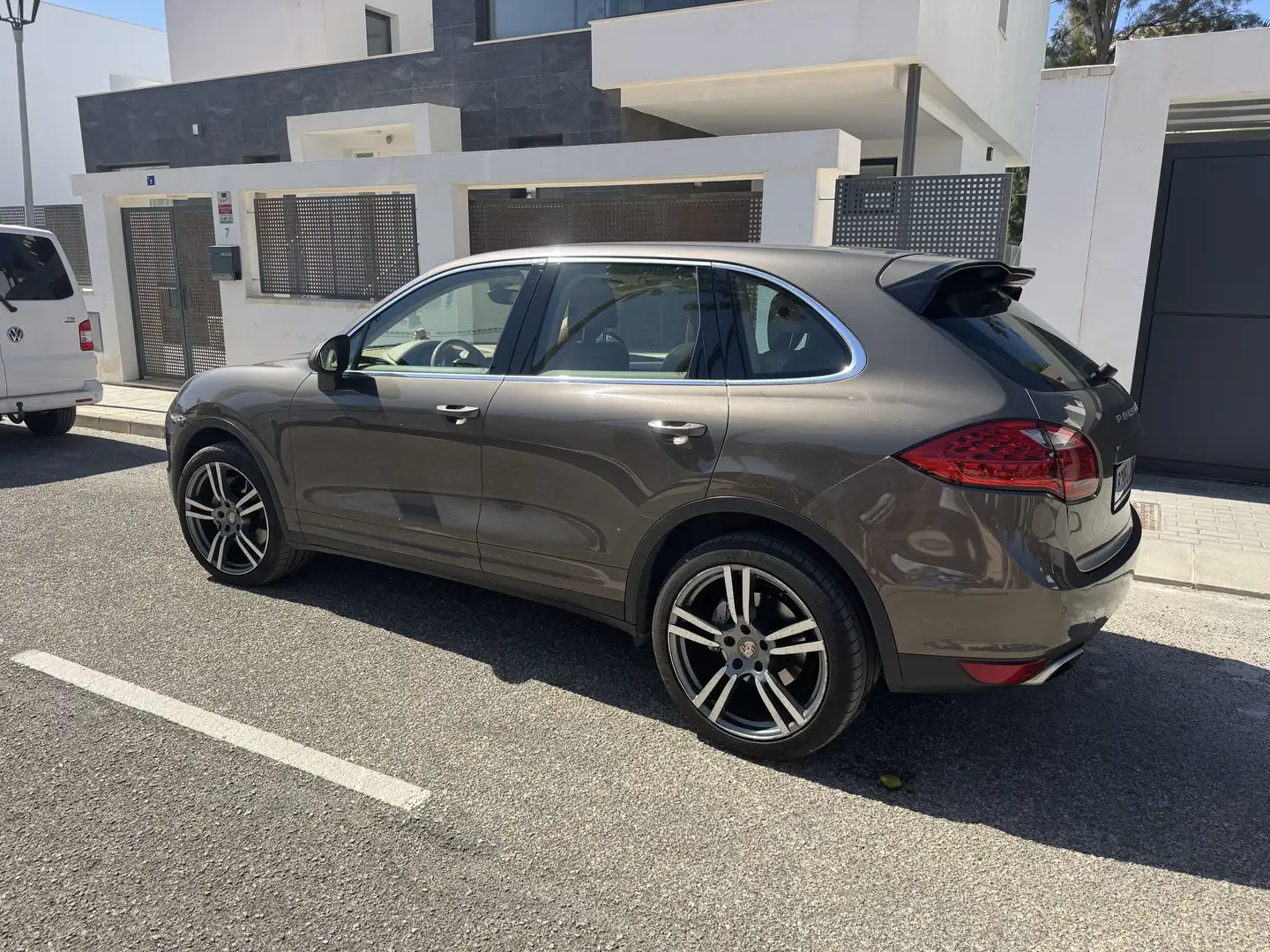 Porsche Cayenne S Tiptronic - 2