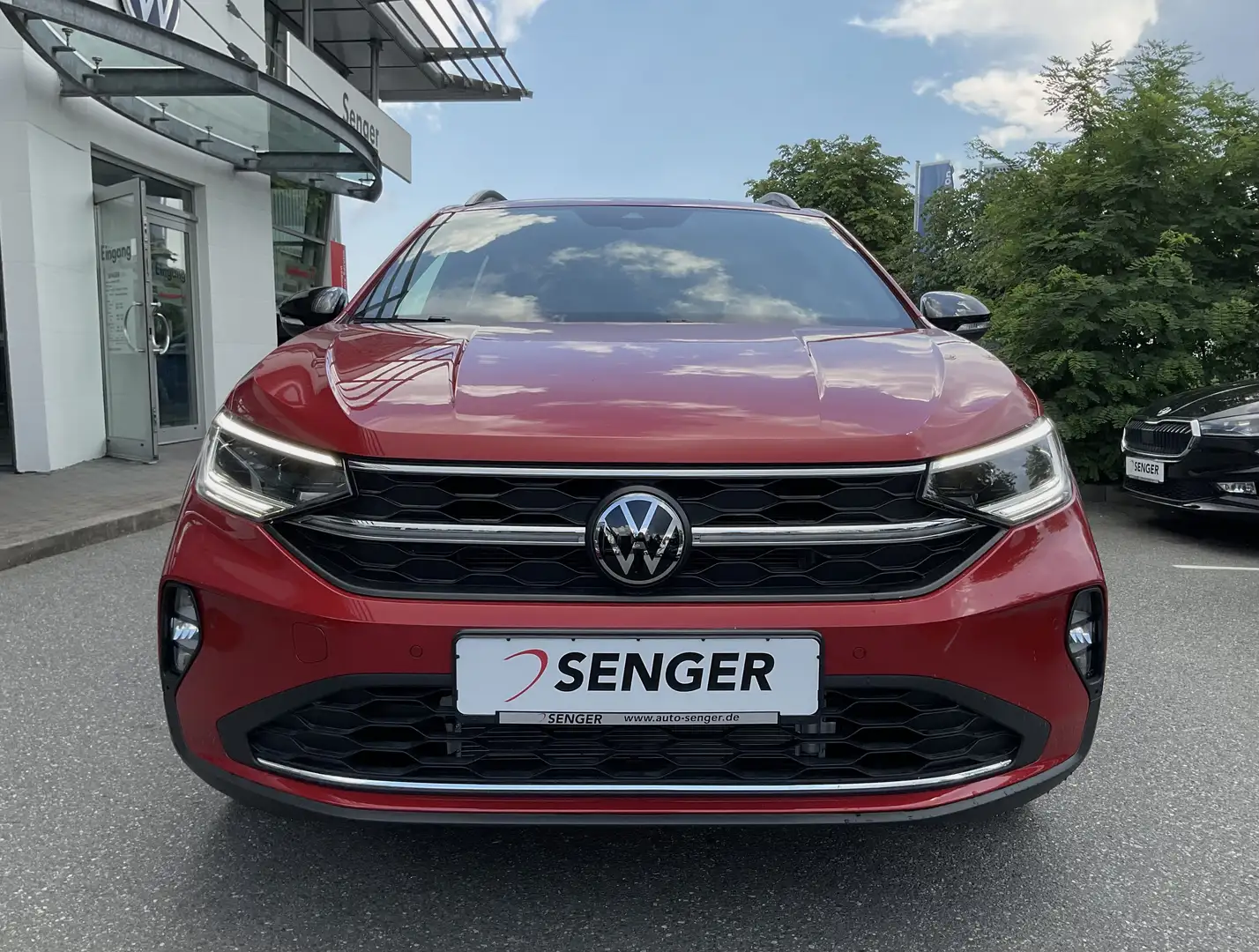 Volkswagen Taigo 1.0 TSI Move DSG ACC AHK NAVI LED-Matrix Rouge - 2