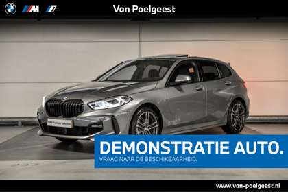 BMW 118 1 Serie 118i | Model M Sport | Glazen panoramadak