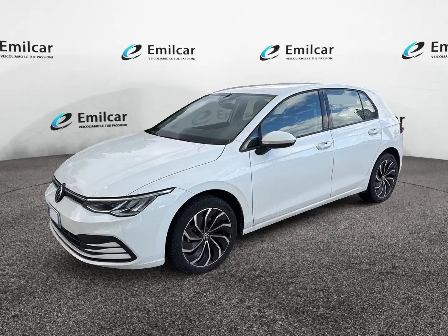 Volkswagen Golf 1.0 TSI EVO Life Bianco - 1