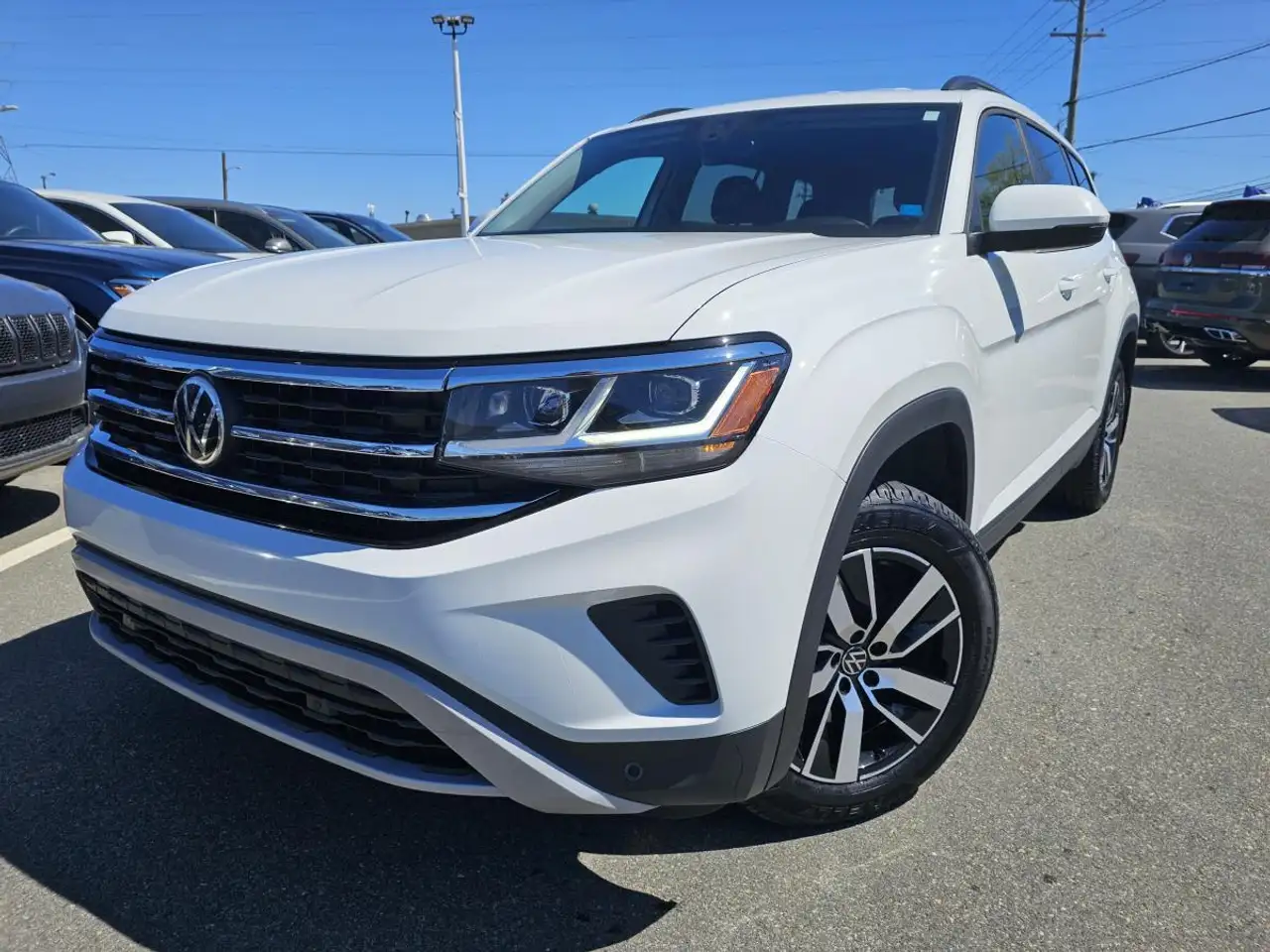 Volkswagen Atlas снимка Volkswagen Atlas