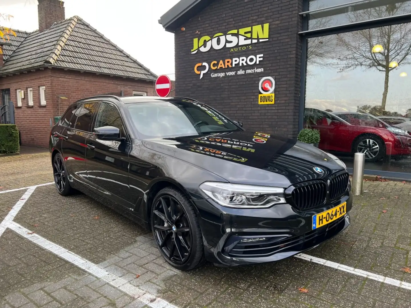 BMW 540 540I XD HIGH EX. ED.M PAKKET Zwart - 1