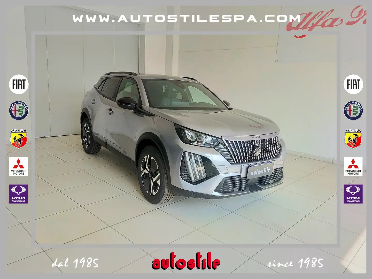 Peugeot 2008 Hybrid 136 e-DCS6 Allure + Vision & Drive KM0 Grau - 1