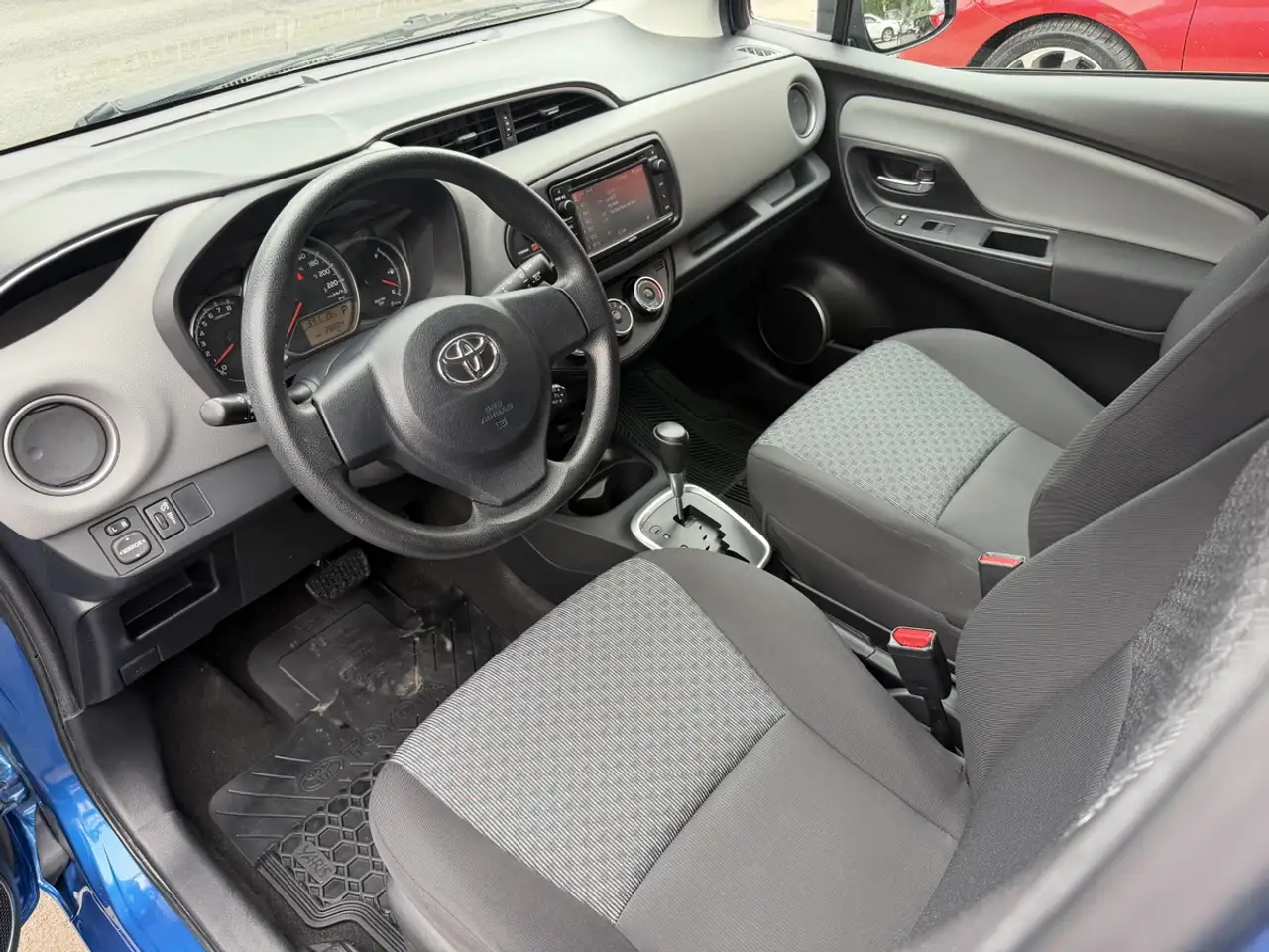 Toyota Yaris fotografie Toyota Yaris