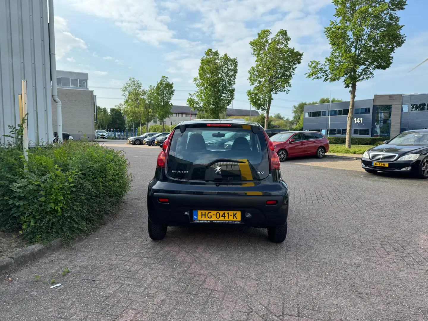 Peugeot 107 1.0 Active AUTOMAAT!!! Czarny - 2