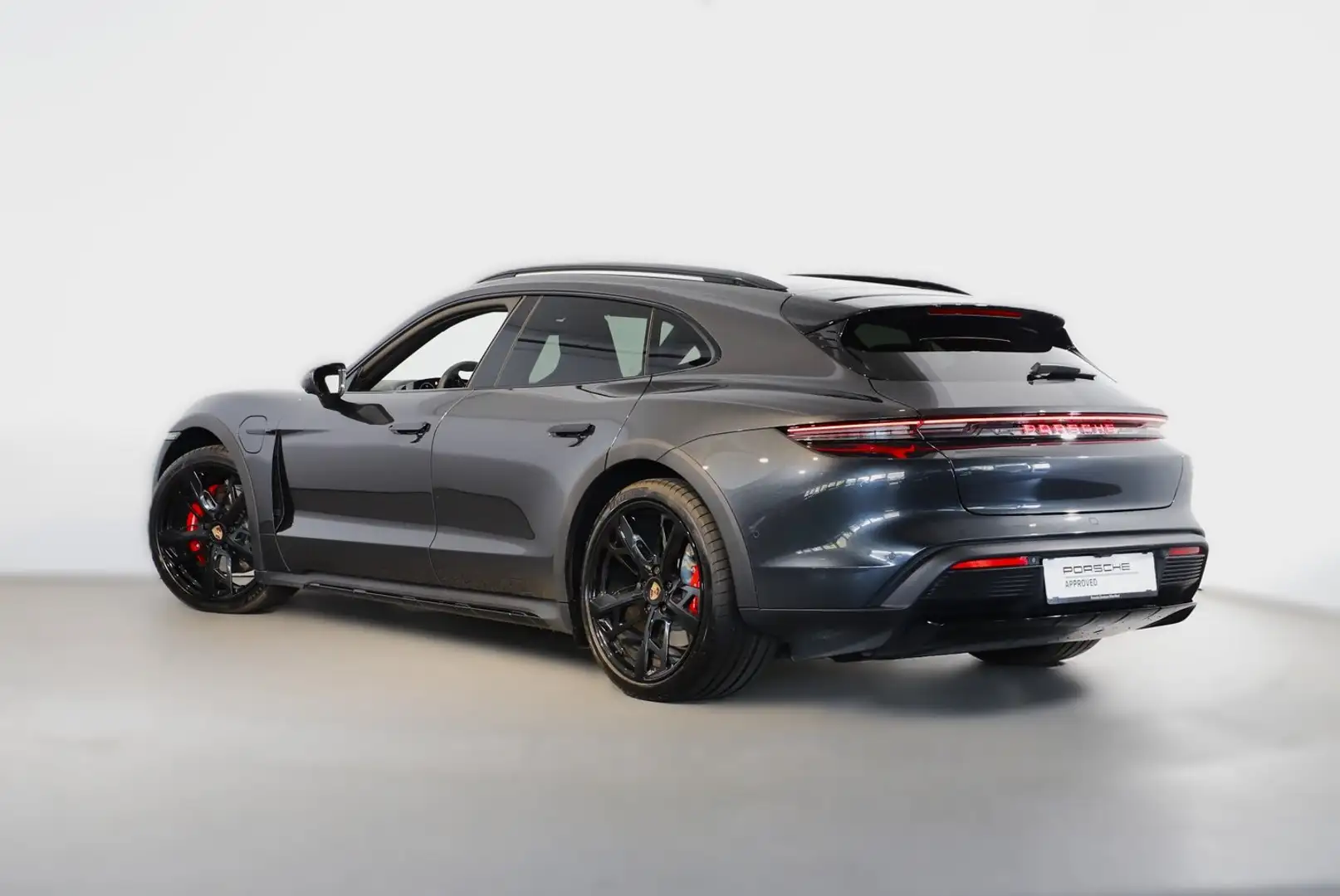 Porsche Taycan 4S Cross Turismo Grau - 2