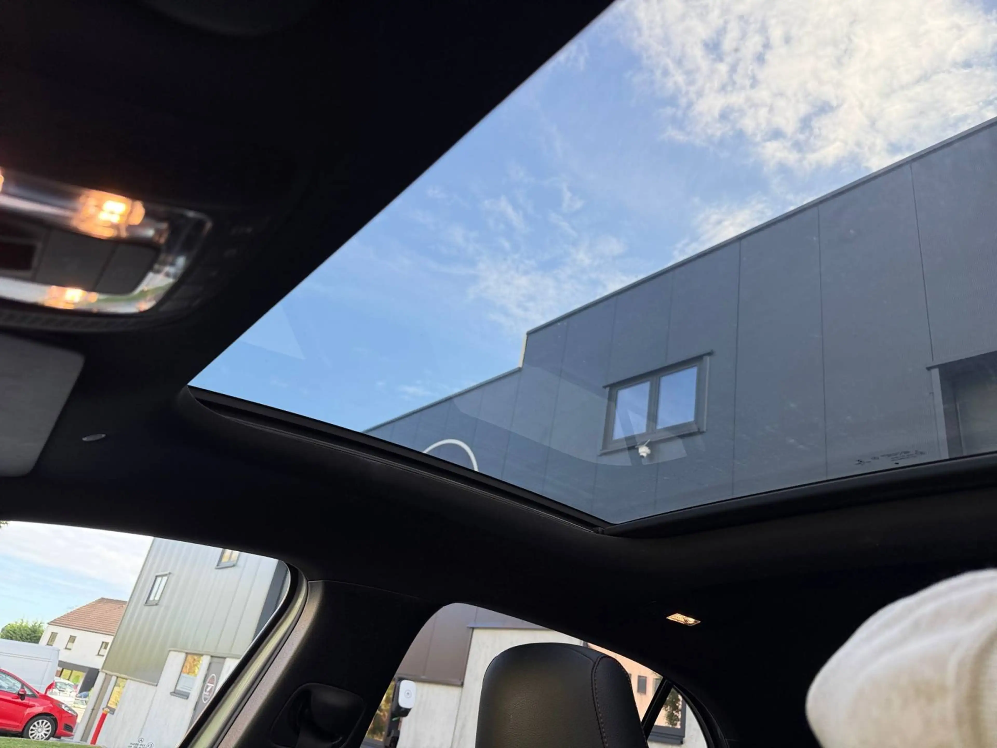 Mercedes-Benz A 220 A 220 4-Matic AMG-LINE - TO PANO - Sièges électriques chauffants — photo 15