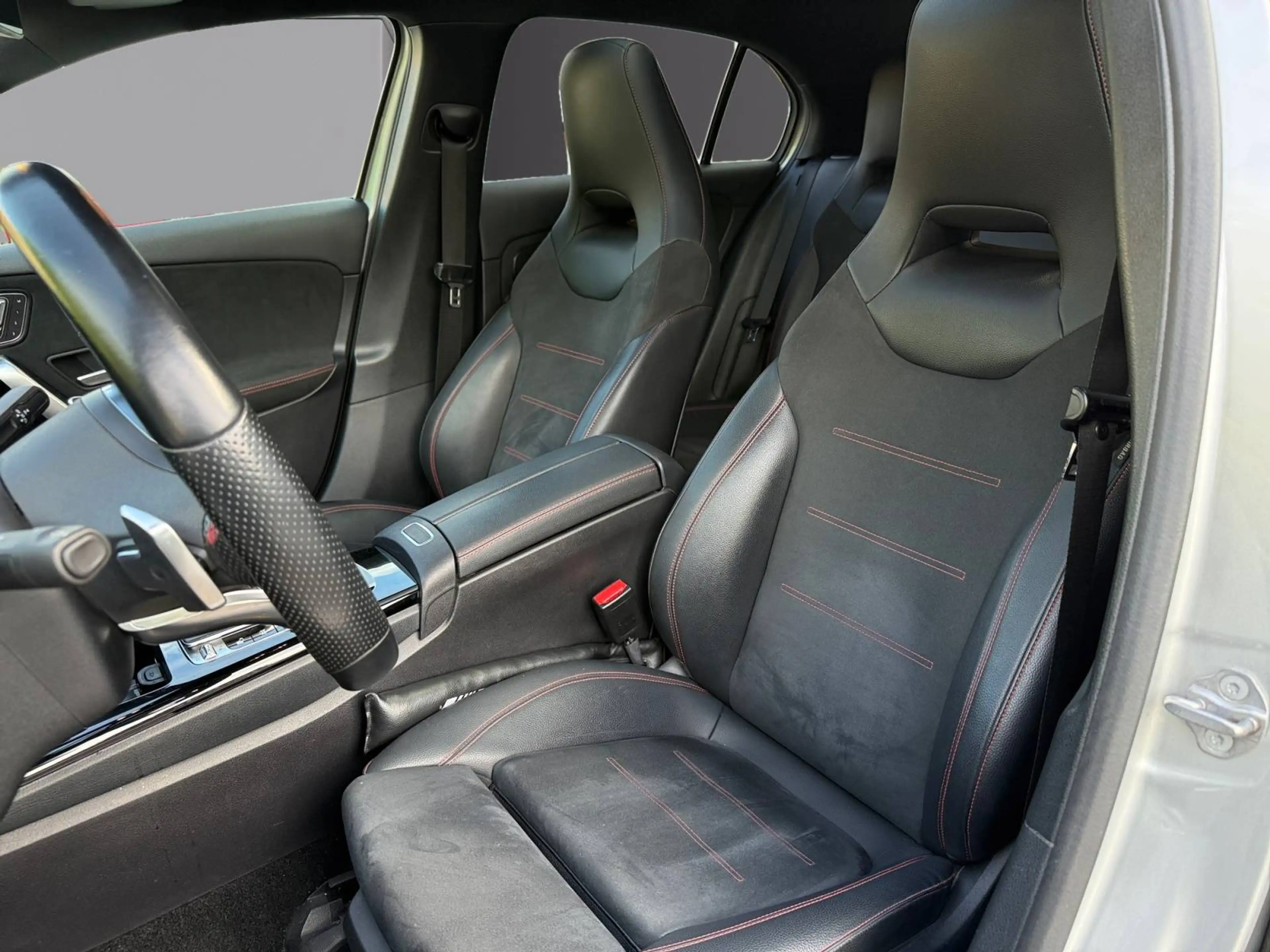 Mercedes-Benz A 220 A 220 4-Matic AMG-LINE - TO PANO - Sièges électriques chauffants — photo 12