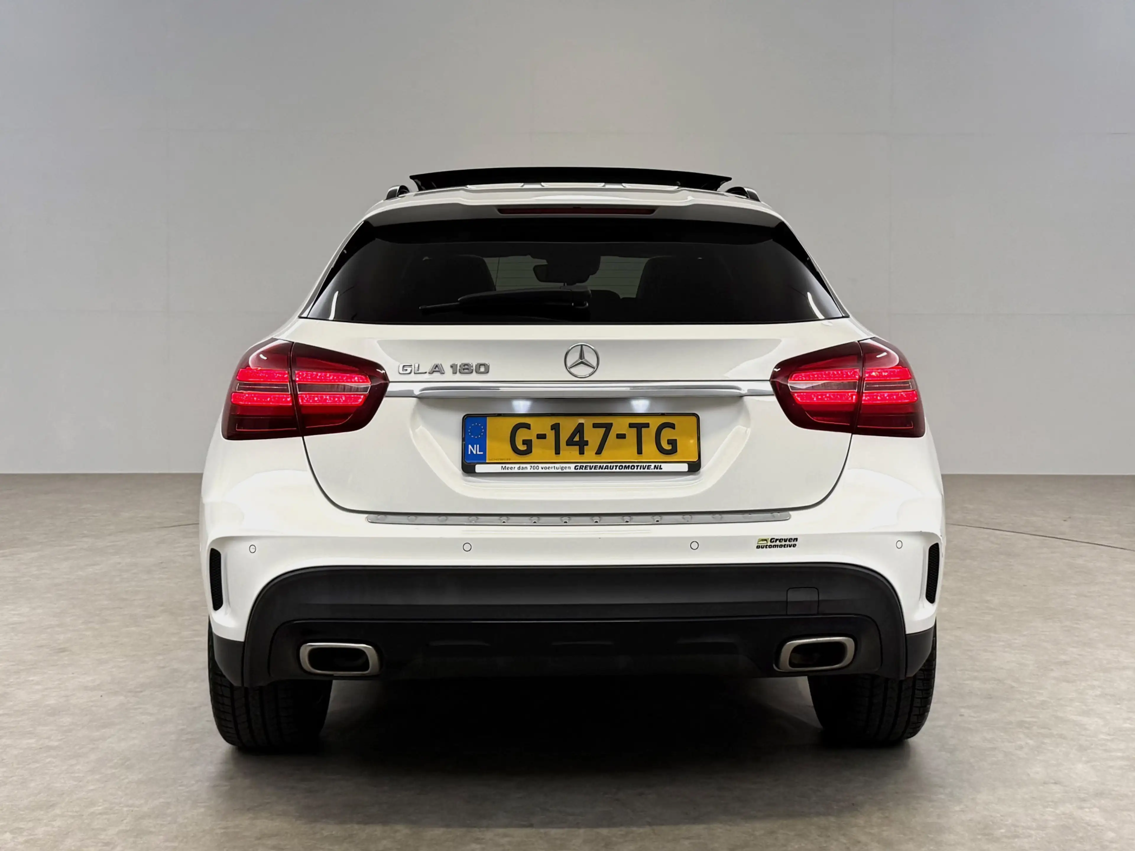 Mercedes-Benz GLA 180 | Pano | Camera | LED | Clima | Cruise | Keyless | — photo 9