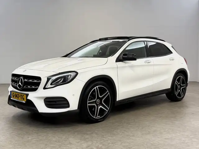 Mercedes-Benz GLA view 7