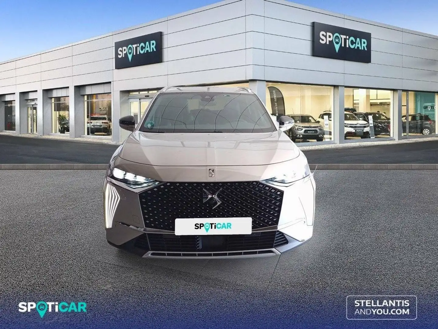DS Automobiles DS 7 Crossback 1.5BlueHDi Rivoli Aut. Gris - 2